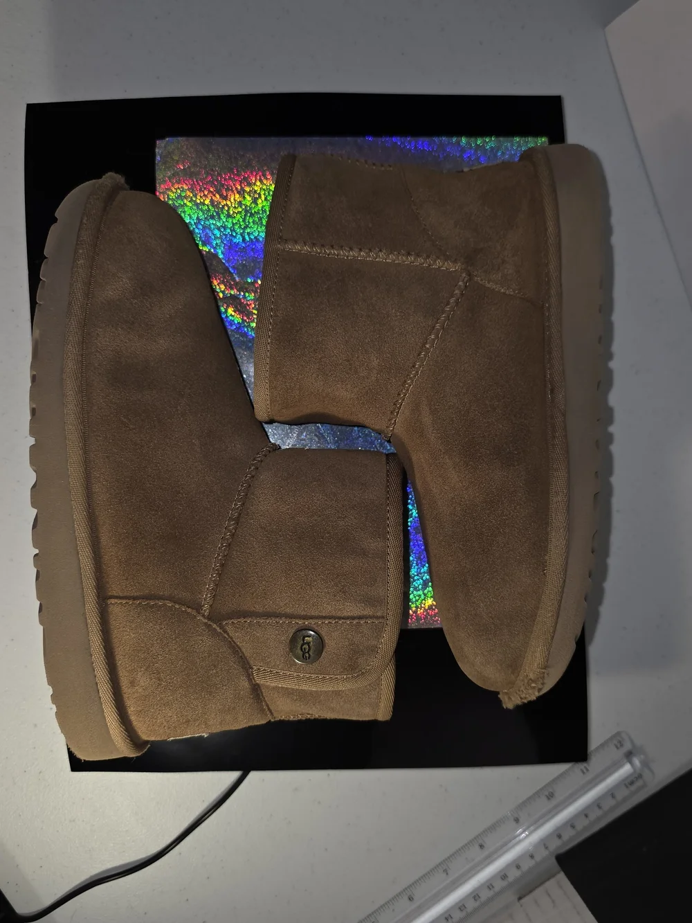 UGG Jona Chestnut Suede Mini Boot With Snap Big Girls/ Youth Size 4